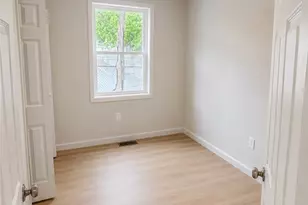 134 Florence St, Providence, RI 02909 - Photo 7