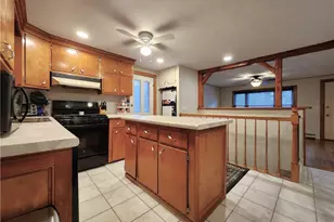 46 Sunapee Ct, Coventry, RI 02816 - Photo 9