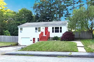46 Sunapee Ct, Coventry, RI 02816 - Photo 1
