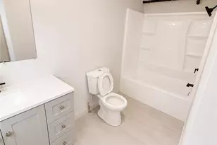 134 Florence St, Providence, RI 02909 - Photo 13