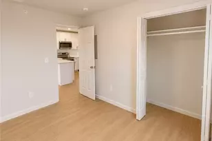 134 Florence St, Providence, RI 02909 - Photo 5