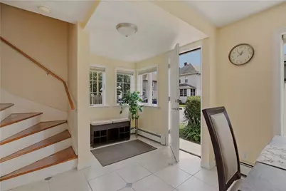 73 Harvard Avenue, Warwick, RI 02889 - Photo 5