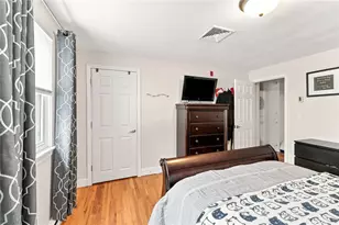 27 Cowesett Ave, West Warwick, RI 02893 - Photo 9