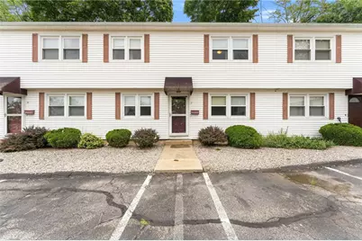27 Cowesett Avenue #B11, West Warwick, RI 02893 - Photo 1