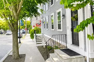 31 King St, East Greenwich, RI 02818 - Photo 1