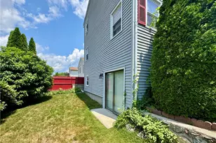 37 Harmony Dr Dr, Providence, RI 02909 - Photo 21