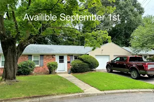 112 Keystone Dr, Warwick, RI 02886 - Photo 1
