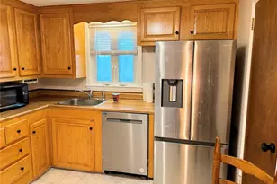 112 Keystone Dr, Warwick, RI 02886 - Photo 7