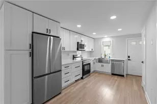 41 Dale Ave, Johnston, RI 02919 - Photo 3