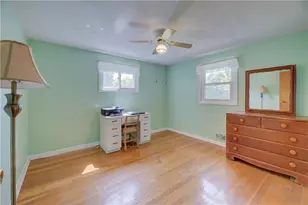 16 Superior St, Warwick, RI 02886 - Photo 19