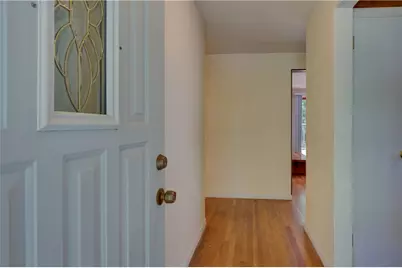 16 Superior Street, Warwick, RI 02886 - Photo 7