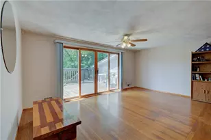 16 Superior St, Warwick, RI 02886 - Photo 9