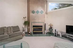 22 Golden View Dr, Johnston, RI 02919 - Photo 19