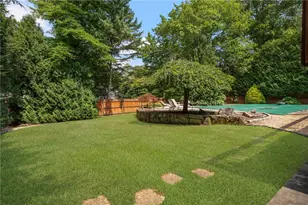22 Golden View Dr, Johnston, RI 02919 - Photo 33