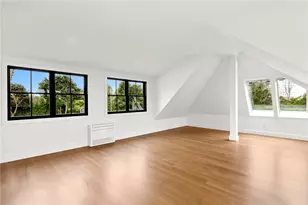2 Stone Brg Dr, Middletown, RI 02842 - Photo 33