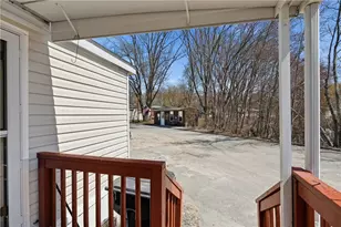 27 Woodward Rd, Lincoln, RI 02865 - Photo 17