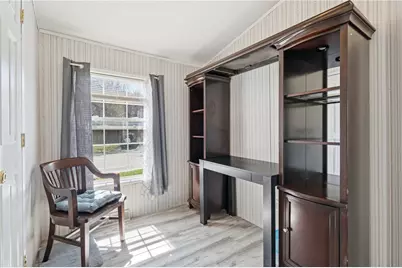 27 Woodward Road, Lincoln, RI 02865 - Photo 9