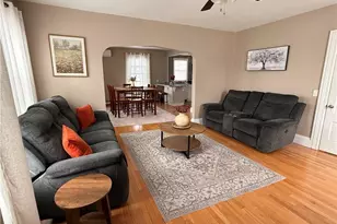 1289 Cranston St, Cranston, RI 02920 - Photo 7