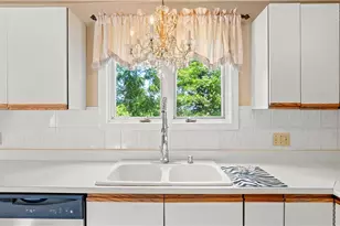 200 Cannon St, Cranston, RI 02920 - Photo 9