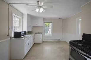 84 Spring St, Lincoln, RI 02838 - Photo 5