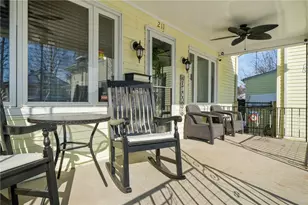 207 California Ave, Providence, RI 02905 - Photo 3