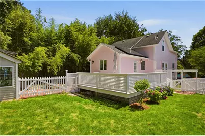 21 Clinton Avenue, Newport, RI 02840 - Photo 23