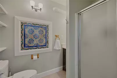 21 Clinton Avenue, Newport, RI 02840 - Photo 15