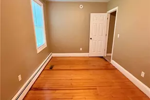 1561 Cranston St, Cranston, RI 02920 - Photo 11