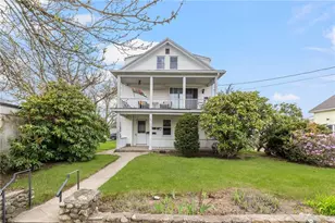 1561 Cranston St, Cranston, RI 02920 - Photo 1