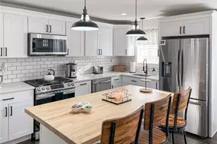 82 Kearns Ave, Tiverton, RI 02878 - Photo 5