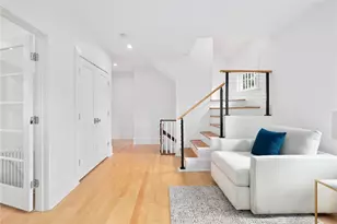 22 Ogden St, Providence, RI 02906 - Photo 21