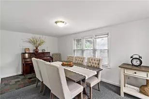 756 Metacom Ave, Bristol, RI 02809 - Photo 13
