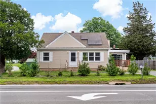 756 Metacom Ave, Bristol, RI 02809 - Photo 1