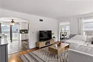 756 Metacom Ave, Bristol, RI 02809 - Photo 3