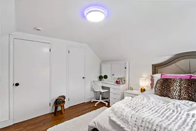 756 Metacom Avenue, Bristol, RI 02809 - Photo 23