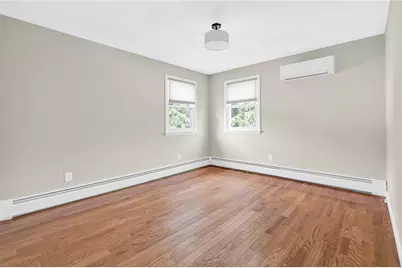 44 Village Avenue, Cranston, RI 02920 - Photo 19