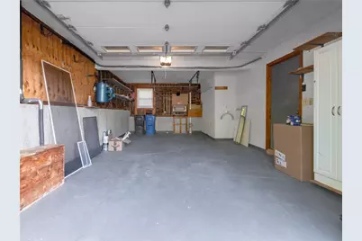 44 Village Avenue, Cranston, RI 02920 - Photo 33