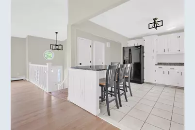 44 Village Avenue, Cranston, RI 02920 - Photo 7