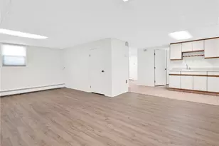 44 Village Ave, Cranston, RI 02920 - Photo 25