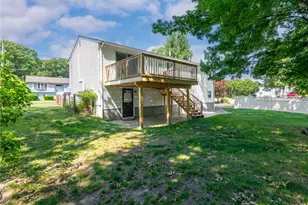 44 Village Ave, Cranston, RI 02920 - Photo 3