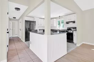 44 Village Ave, Cranston, RI 02920 - Photo 17