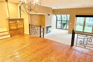 2 Weetamoe Farm Dr, Bristol, RI 02809 - Photo 5