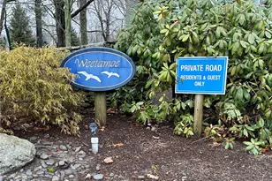 2 Weetamoe Farm Dr, Bristol, RI 02809 - Photo 23