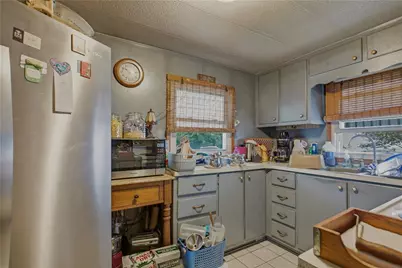 24 North Drive, Portsmouth, RI 02871 - Photo 11