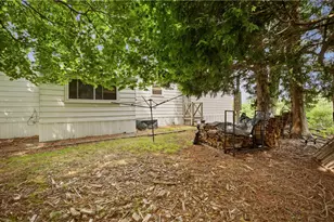 24 North Dr, Portsmouth, RI 02871 - Photo 25