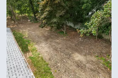 12 Robert Avenue, Portsmouth, RI 02871 - Photo 33