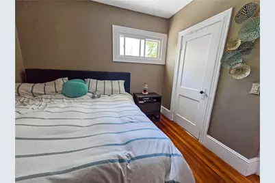 17 Sessions Street, Providence, RI 02906 - Photo 9