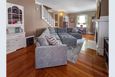 17 Sessions Street, Providence, RI 02906 - Photo 3