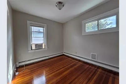 15 Sessions Street, Providence, RI 02906 - Photo 9