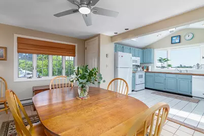 65 Sheldon Point Road, South Kingstown, RI 02879 - Photo 17
